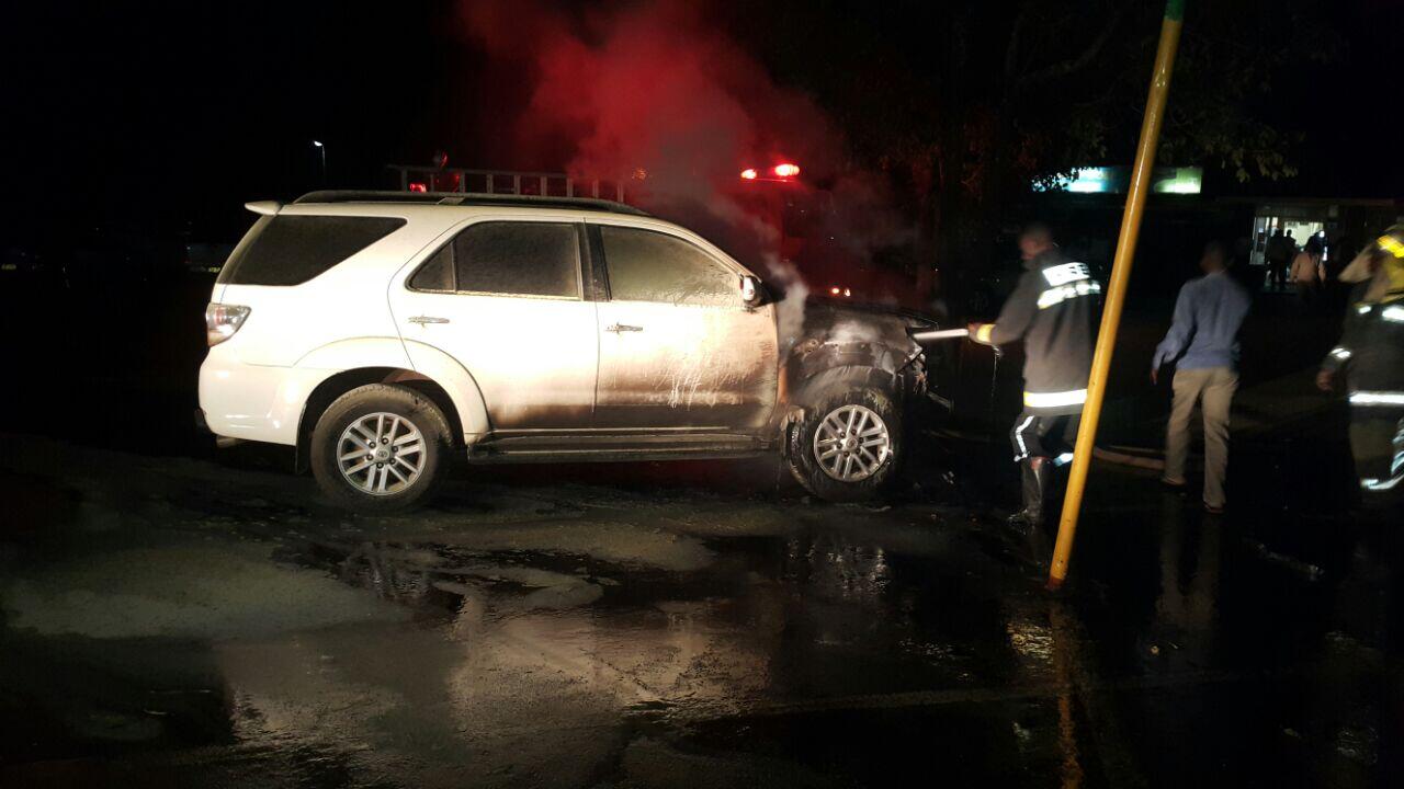Jessie Kabwila vehicle up in flames (8)