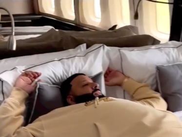 DJ Khaled Jet shopping Boeing