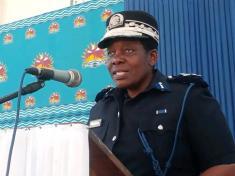 Inspector General of Malawi Police, Merlyn Yolam speaking to fellow officers in Kasungu in 2023