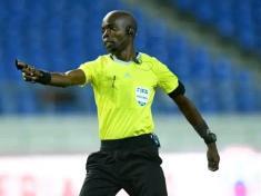 referee Godfrey Nkhakananga