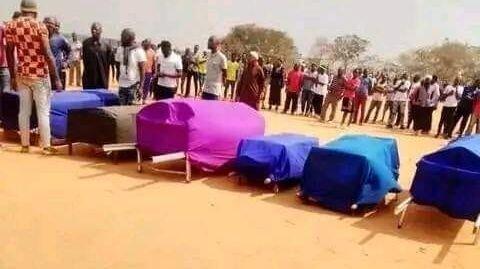 bodies of 6 members of the same family who were involved in an accident