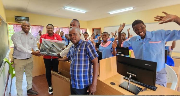 The Universal Service Fund (USF) has donated ICT lab equipment to Mua School for the deaf, Madzanje CDSS and Phalula CDSS.