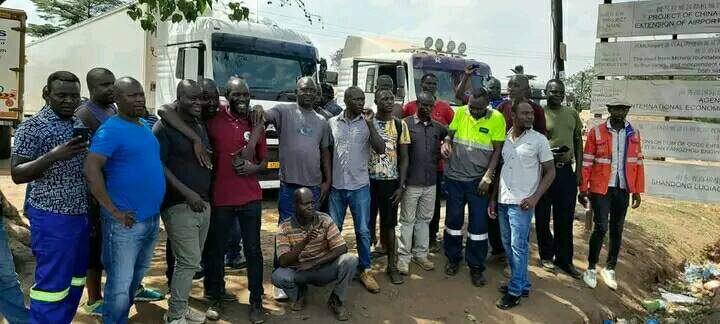 Truck Drivers are strike in Malawi protesting low salaries and high passport renewal fees