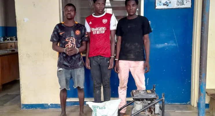 Police in Chikwawa have arrested three people for allegedly stealing items from moving motor vehicle in Chikwawa escarpments.