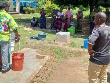 Kande Health Centre gets solar powered water supply system