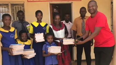 An organisation called Harmony for Families and Communities has donated notebooks and pens to needy learners at Sakata Primary School, Traditional Authority Nkagula in Zomba.