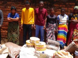 Police in Kanengo, Lilongwe, have arrested four people for stealing assorted beer manufacturing materials at their workplace while four other people have been arrested for buying the stolen materials.