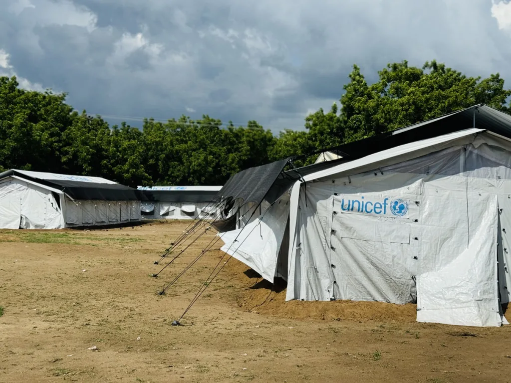 In close collaboration with the Ministry of Education, UNICEF Malawi has assisted Mpatsa Primary School in the restoration of tents which were blown off by rains.