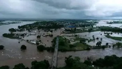 Government through the Department of Disaster Management Affairs (DoDMA) in the Office of the President and Cabinet says a brief preliminary report from Nkhotakota District Council indicates that Dwangwa area experienced heavy rains that led to the flooding of Dwangwa and Kaombe Rivers, affecting surrounding areas.