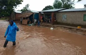 The Department of Disaster Management Affairs (DoDMA) says about 7,000 have been displaced by flash floods following heavy downpour in Nkhotakota and Karonga Districts.