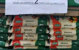 Some concerned Malawians have complained that companies which have been given contracts to distribute sugar from Illovo company to the market hide the commodity in their warehouses leading to scarcity of sugar on the market.