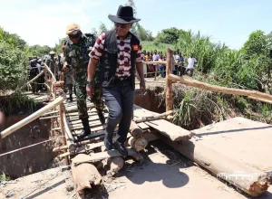 President Chakwera visits flood survivors in Nkhotakota