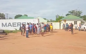 People in Balaka protesting at ESCOM offices in the district
