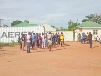 People in Balaka protesting at ESCOM offices in the district