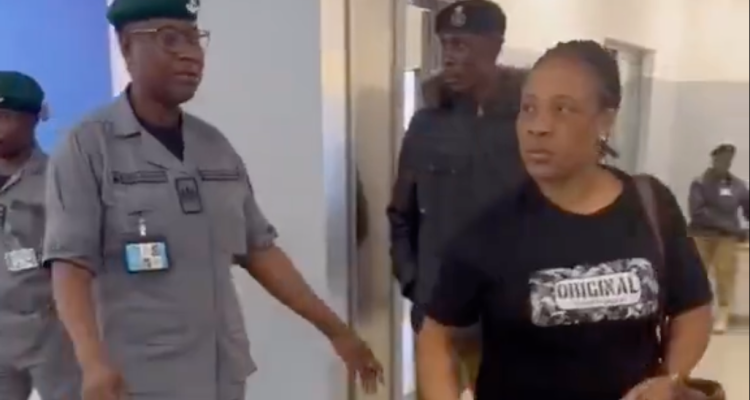 Nigeria - Drama at Lagos Airport