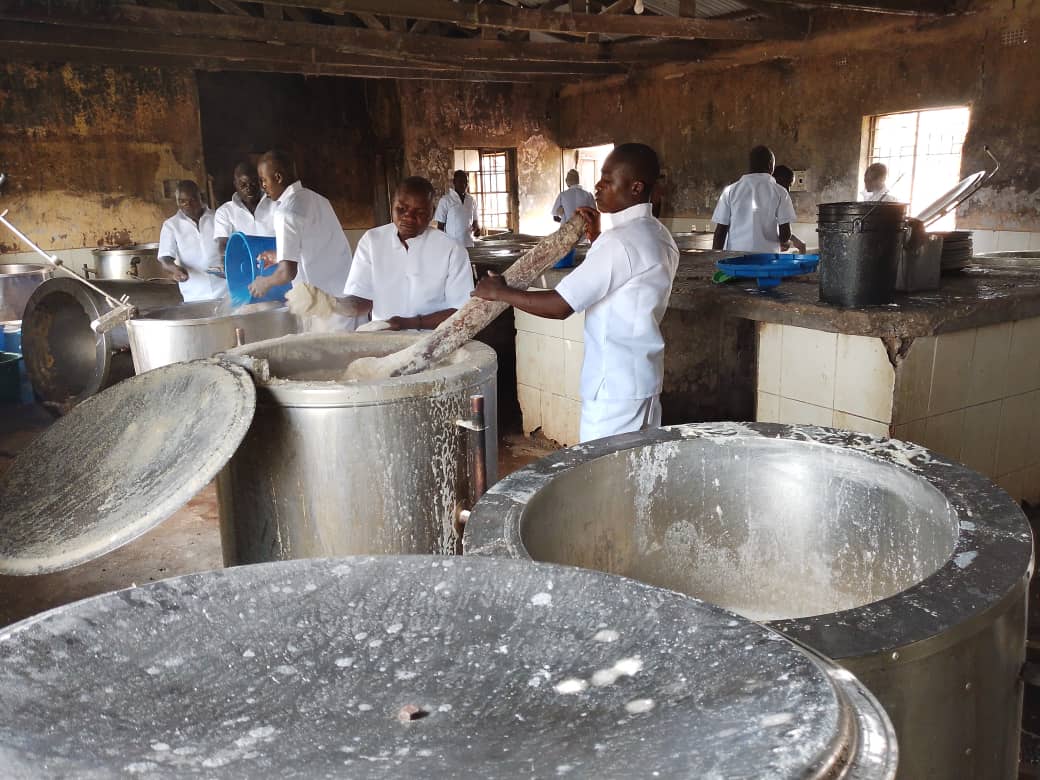 Malawi Prisons lead way in eco-friendly cooking