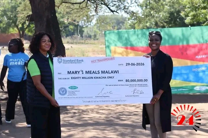 Illovo Cheque To Marys Meal- Malawi24