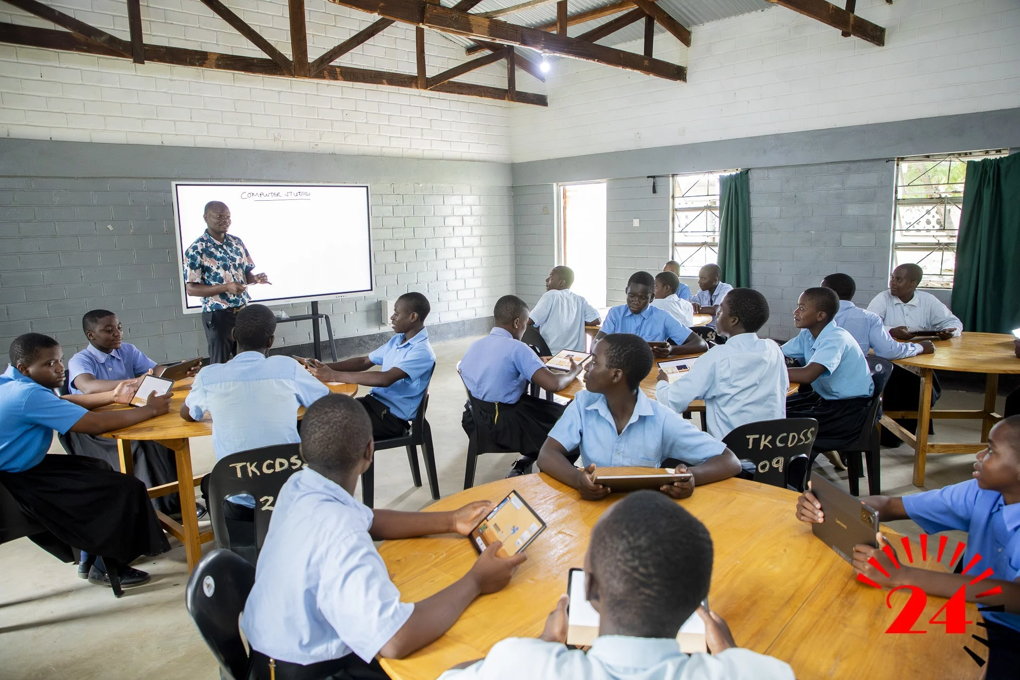 Airtel targets more Malawi schools with internet