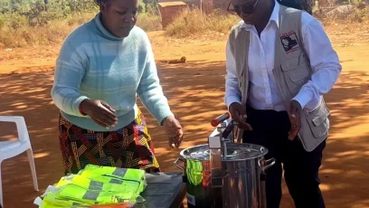 Zimba Right Presents The Items To Nyirenda- Malawi24