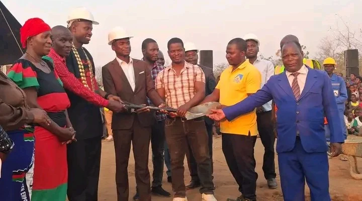 Kukhazikitsa Zitukuko Za Cdf- Malawi24