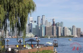 high rise buildings in the city